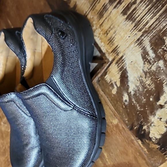 Nurse mates - Picture 2 of 4